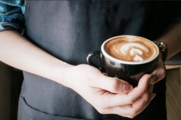 【三觀超正】法國一間咖啡廳　用「客人禮貌程度」決定咖啡價格